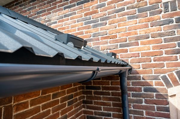 Brick Veneer Siding Installation in Edison