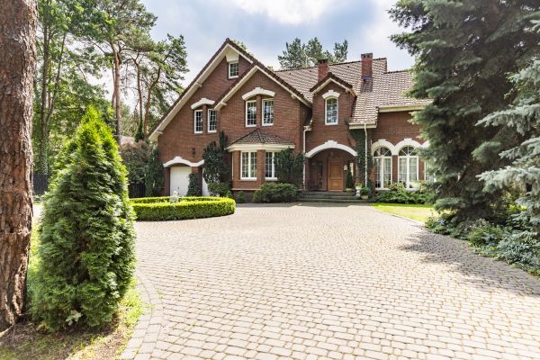 Driveway Brick Repair in Edison
