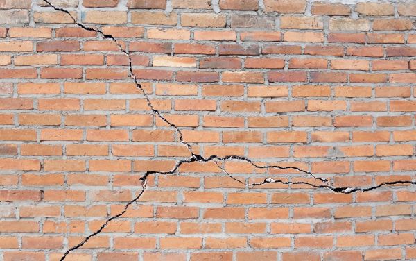 Cracked Brick Repair in Edison