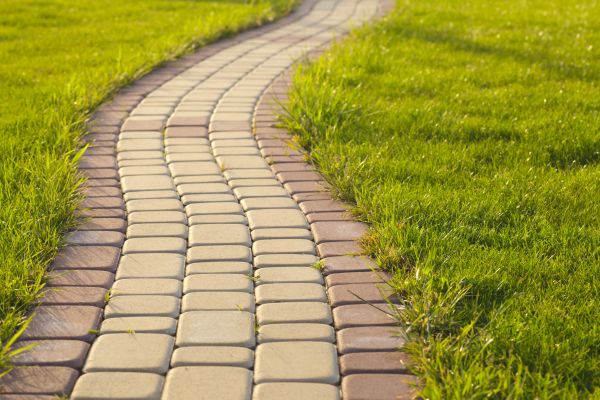 Sidewalk Brick Repair in Edison